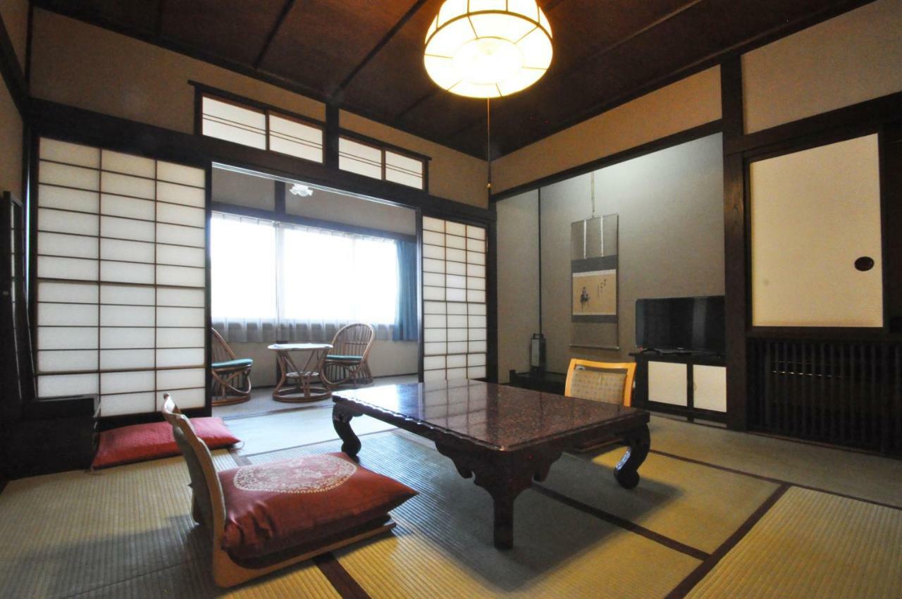 Higashiishikawa Ryokan Matsumoto Buitenkant foto