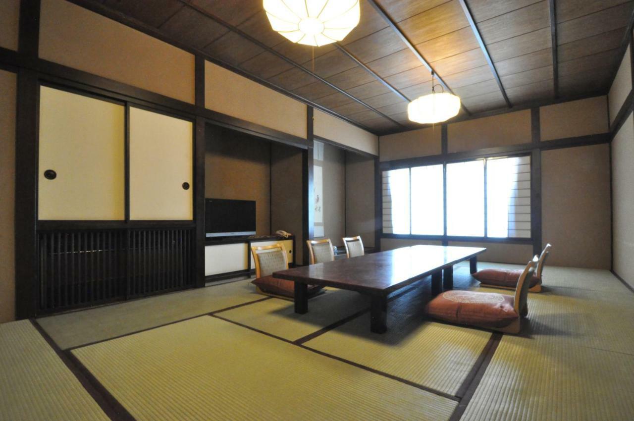 Higashiishikawa Ryokan Matsumoto Buitenkant foto