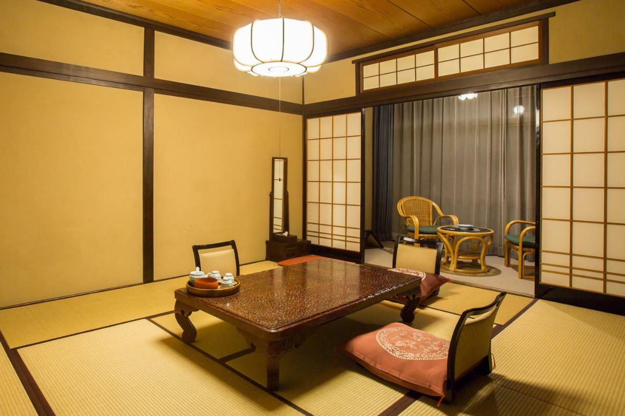 Higashiishikawa Ryokan Matsumoto Buitenkant foto